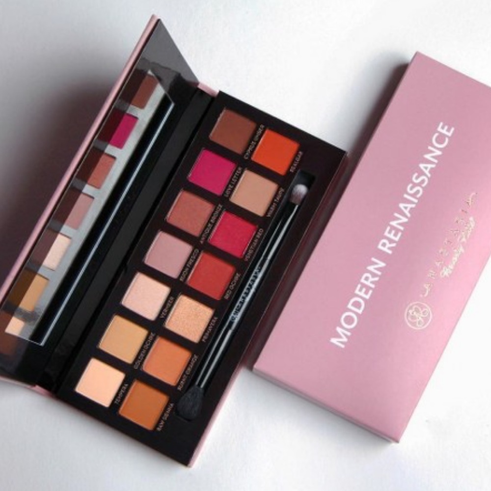 Modern Renaissance Eyeshadow palette